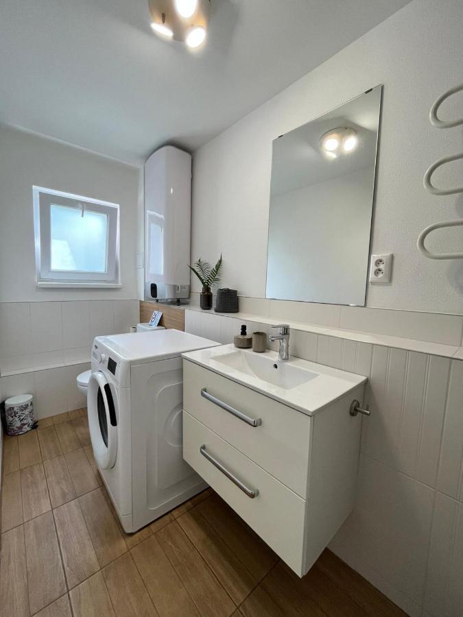 Amira Apartman Komárno エクステリア 写真